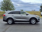 2017 Kia Sorento L