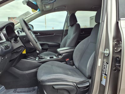 2017 Kia Sorento L