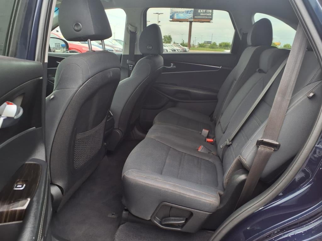 2020 Kia Sorento LX V6