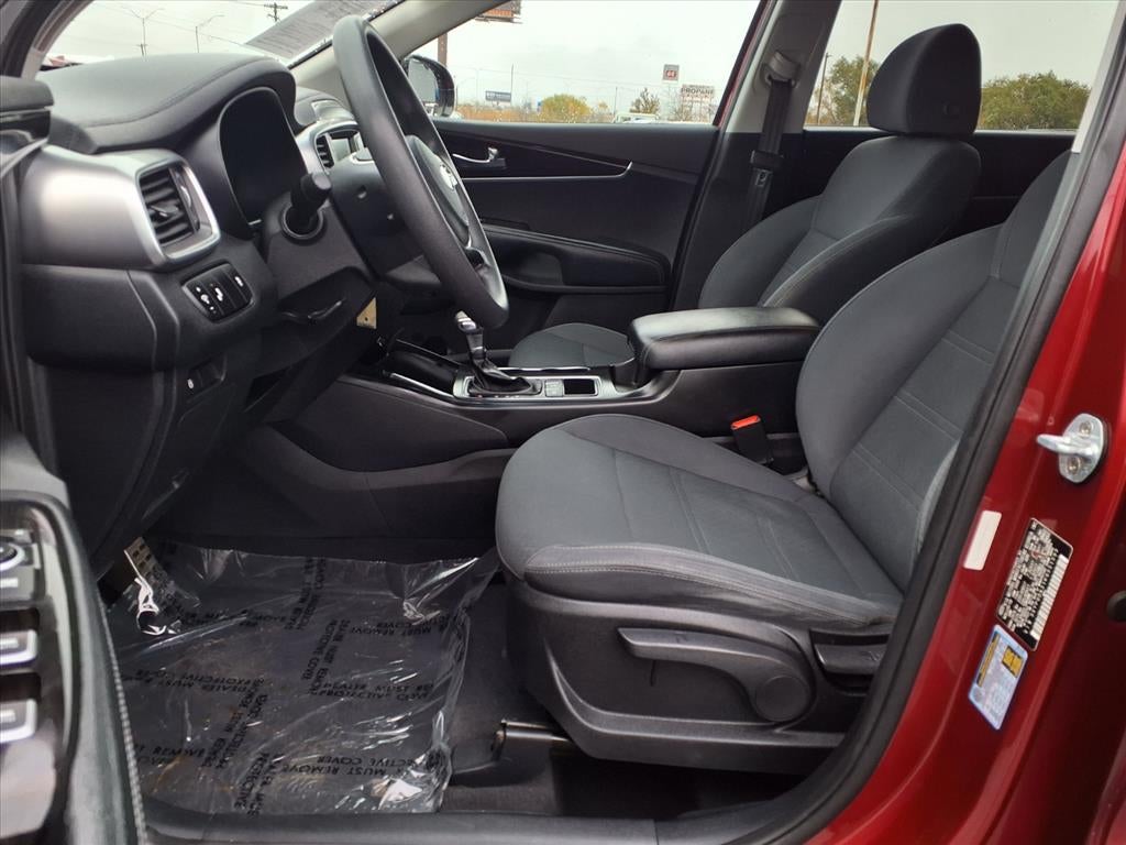 2019 Kia Sorento LX