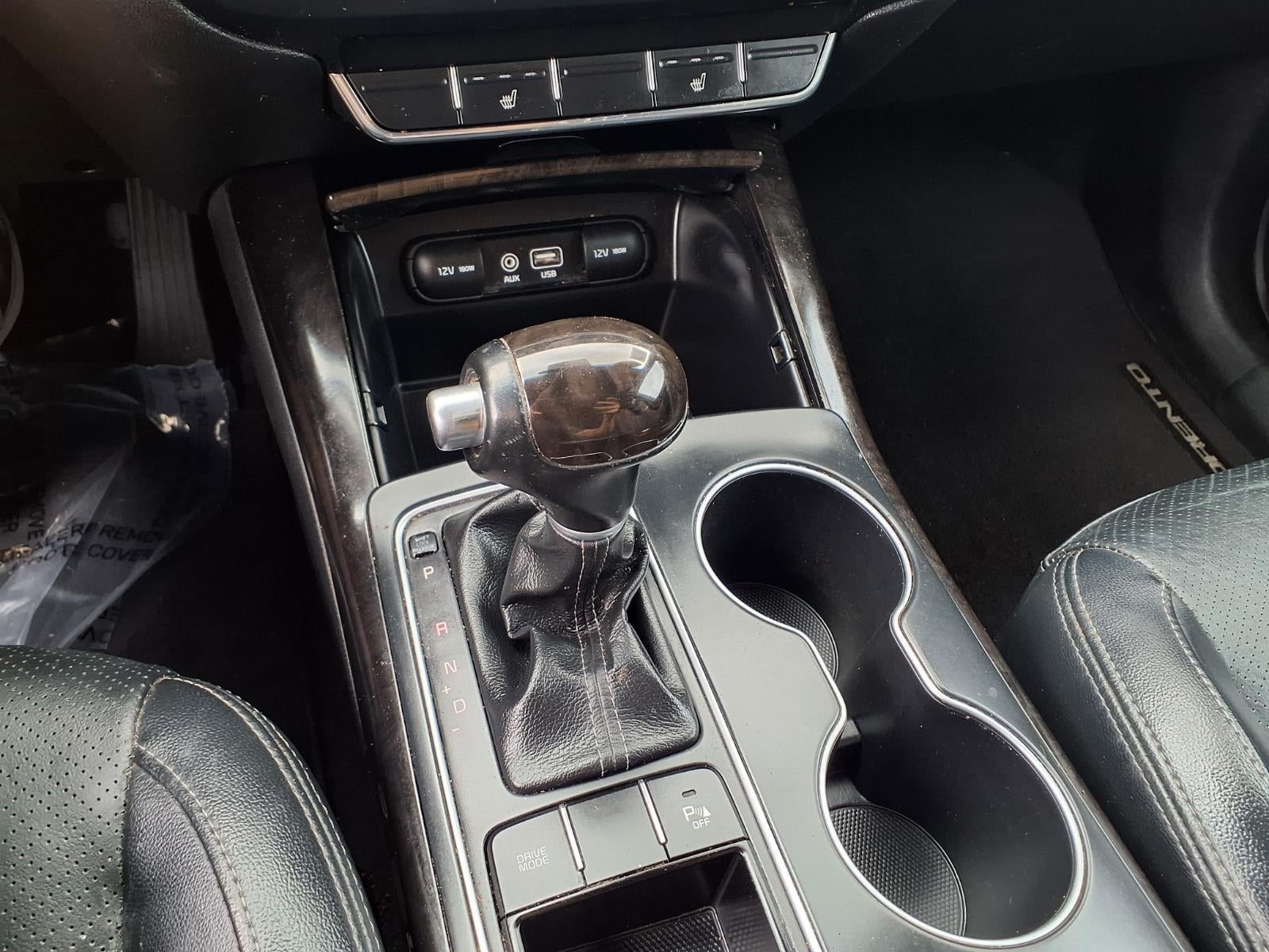 2018 Kia Sorento EX V6