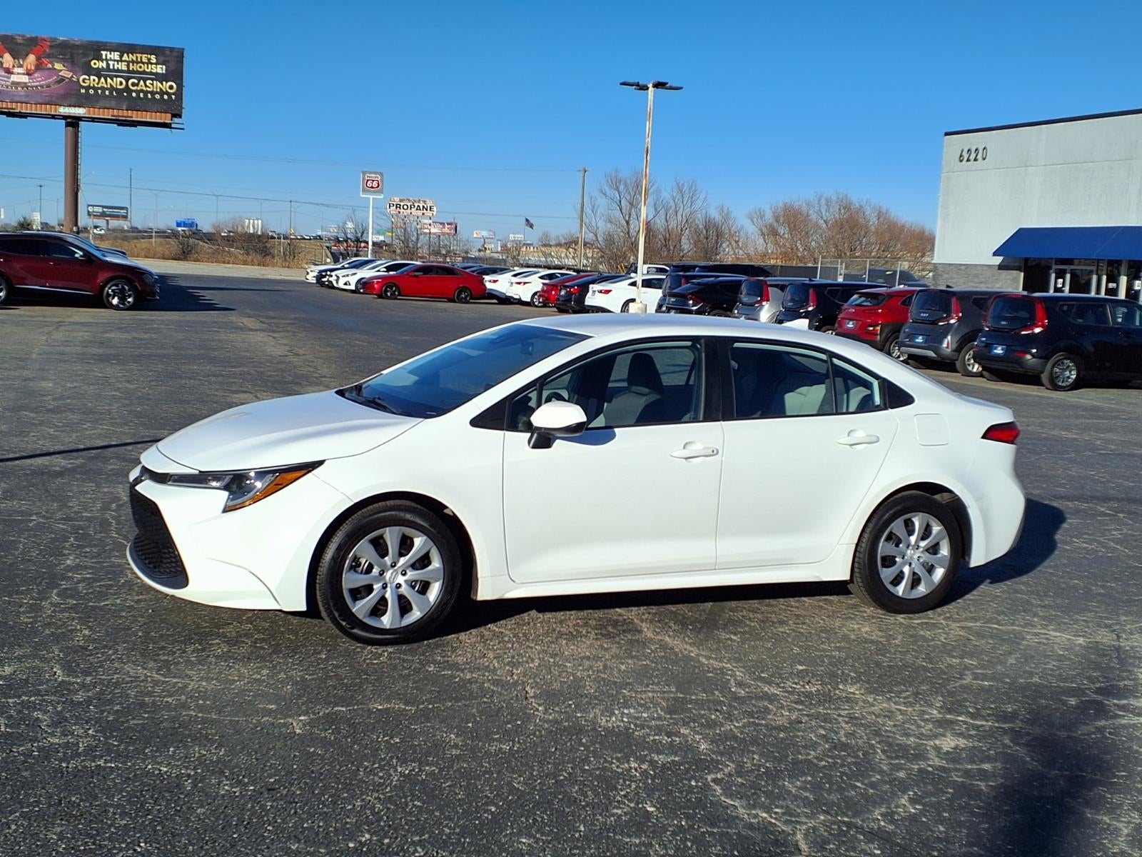 2020 Toyota Corolla LE