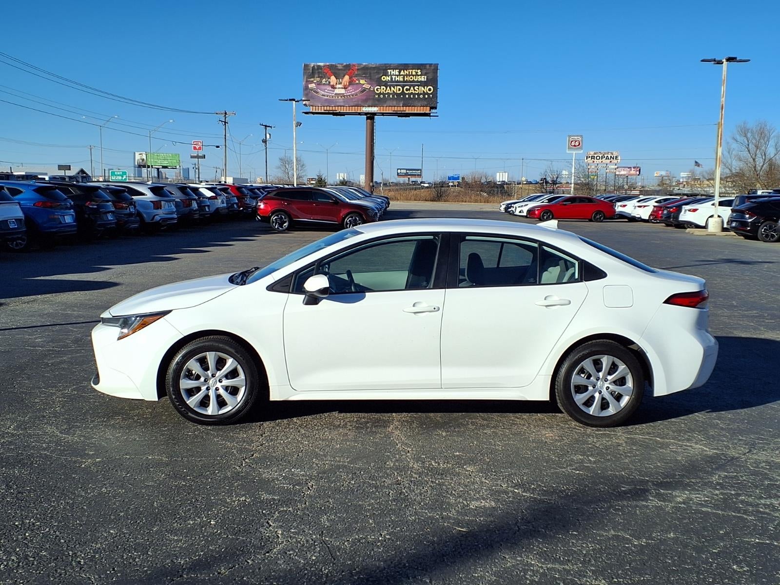 2020 Toyota Corolla LE