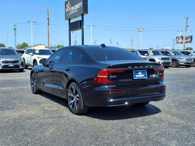 2023 Volvo S60 B5 Plus Dark Theme