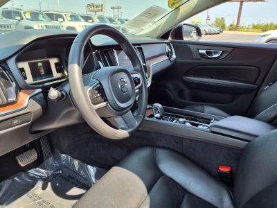 2023 Volvo S60 B5 Plus Dark Theme