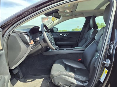 2024 Volvo S60 B5 Plus Dark Theme
