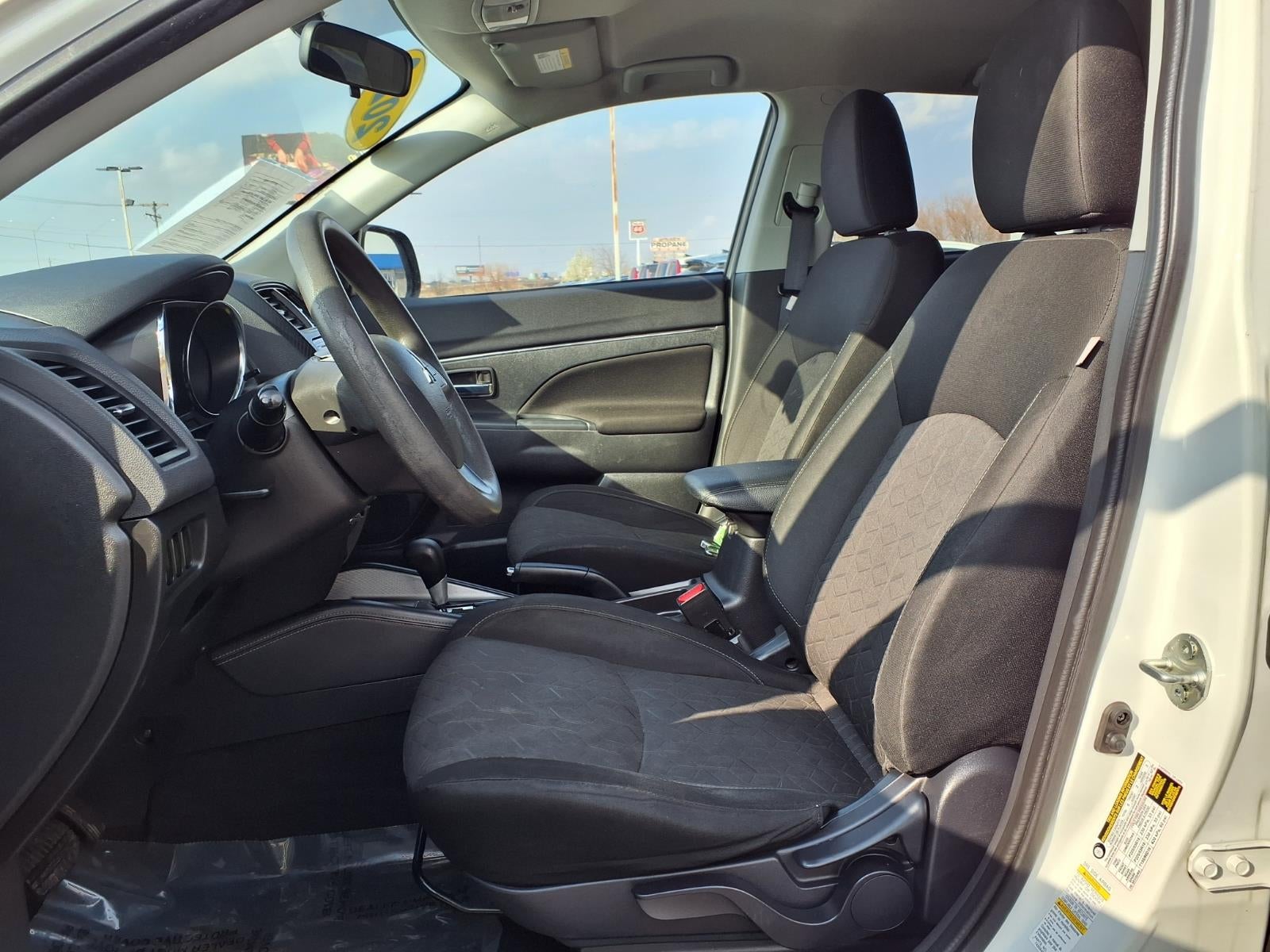 2020 Mitsubishi Outlander Sport Base