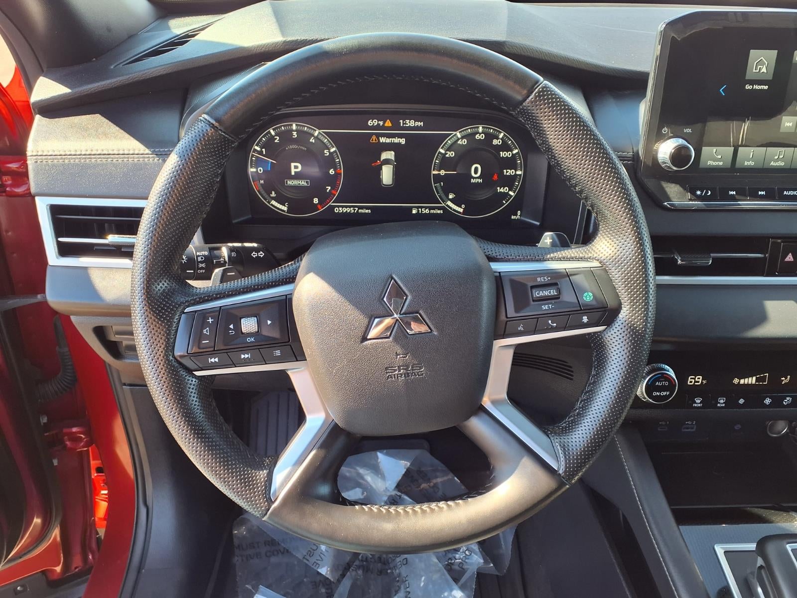 2024 Mitsubishi Outlander SE