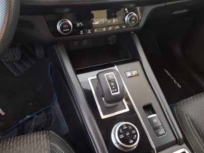 2023 Mitsubishi Outlander PHEV ES