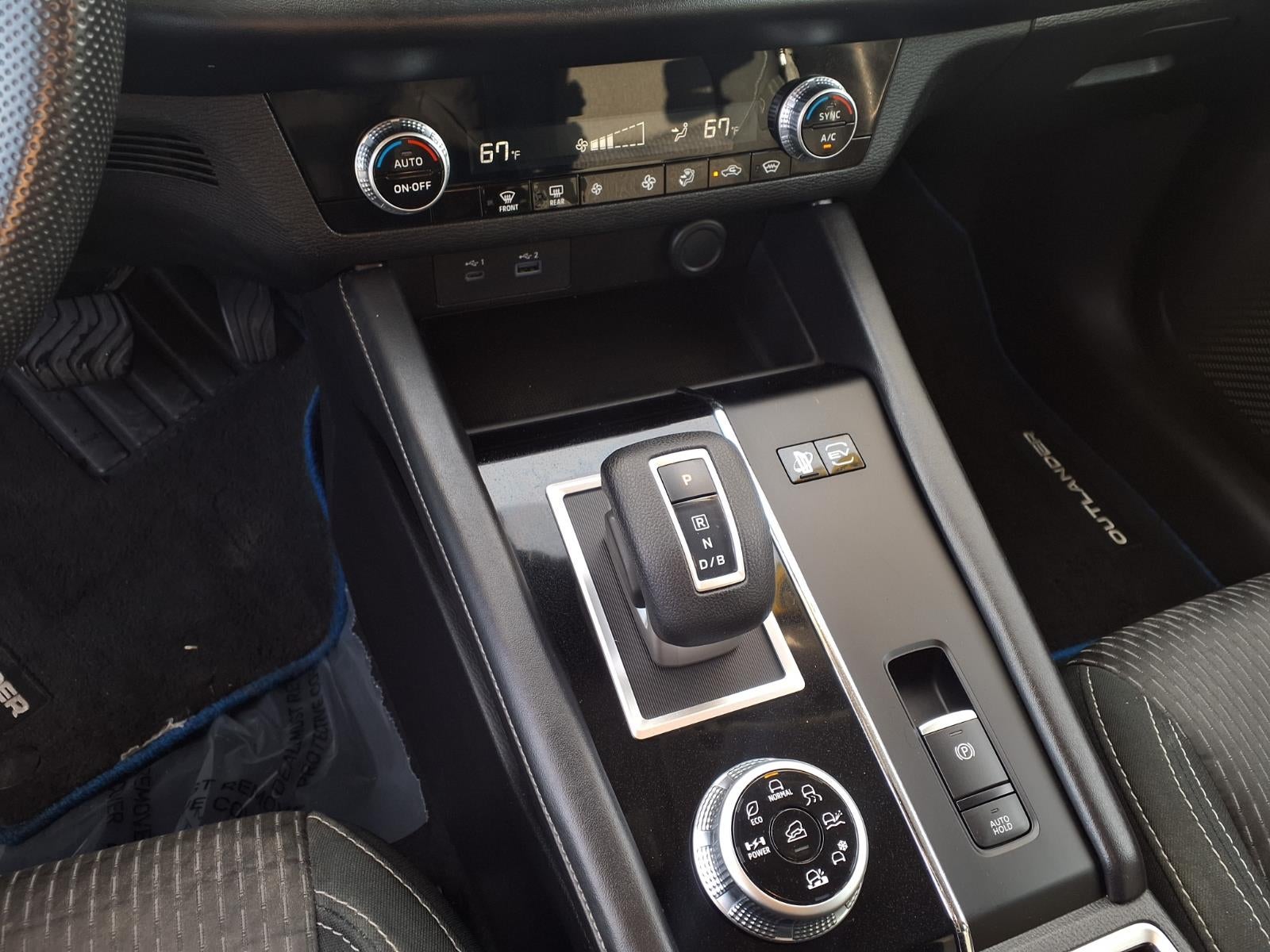 2023 Mitsubishi Outlander PHEV ES