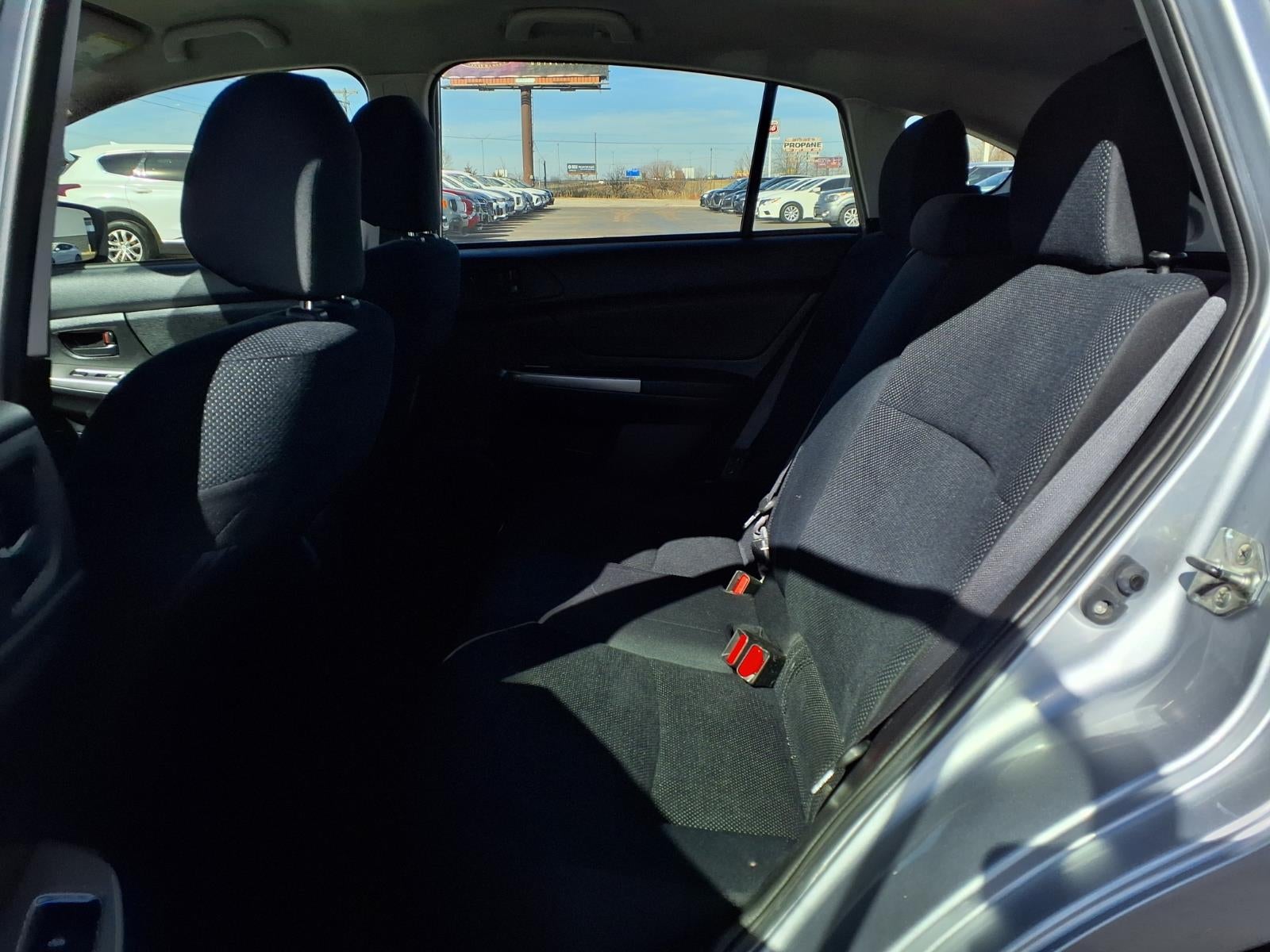 2016 Subaru Impreza 2.0i