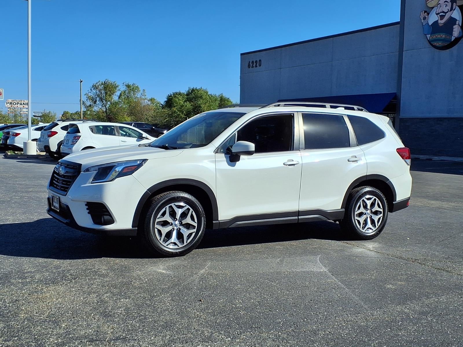 2023 Subaru Forester Premium
