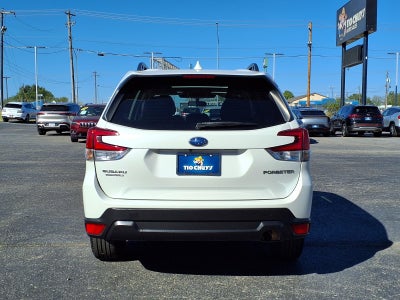 2023 Subaru Forester Premium
