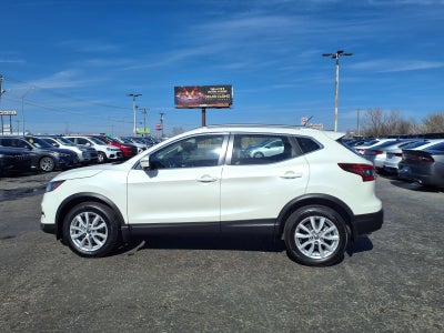2022 Nissan Rogue Sport SV