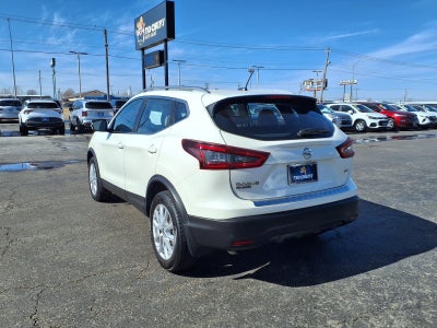 2022 Nissan Rogue Sport SV