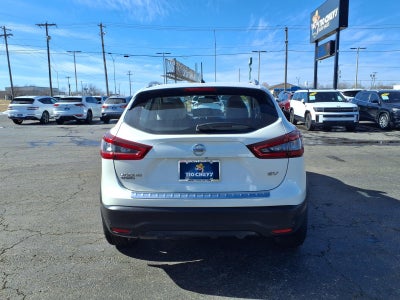 2022 Nissan Rogue Sport SV