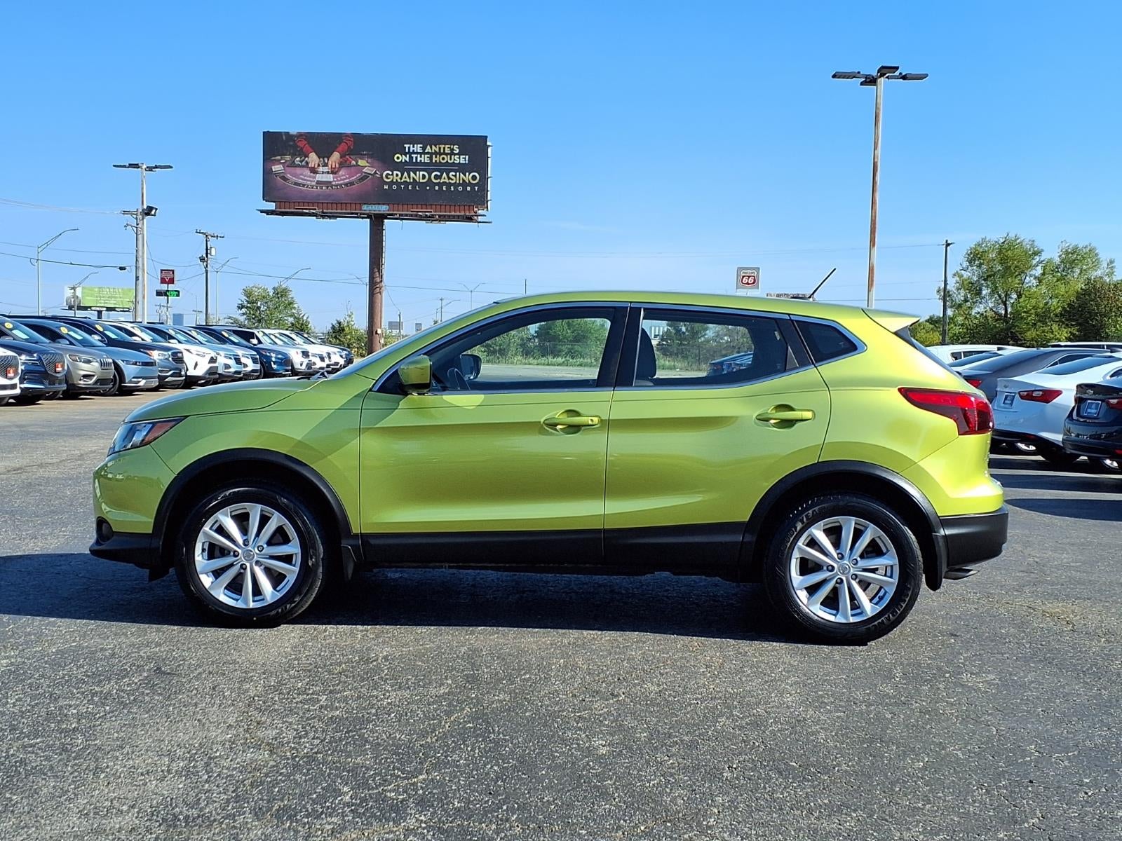 2017 Nissan Rogue Sport S