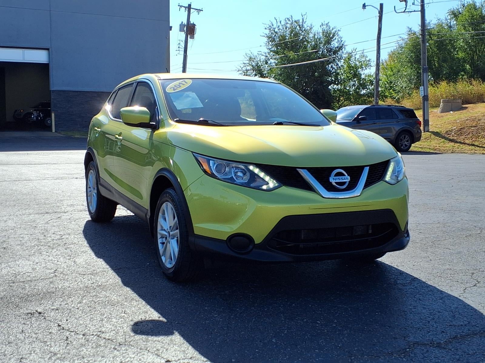 2017 Nissan Rogue Sport S