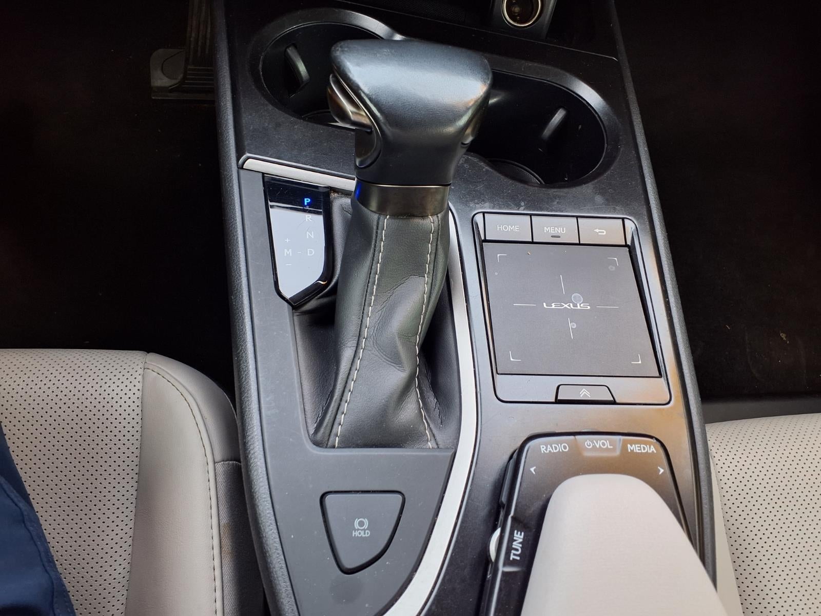 2021 Lexus UX 200 UX 200