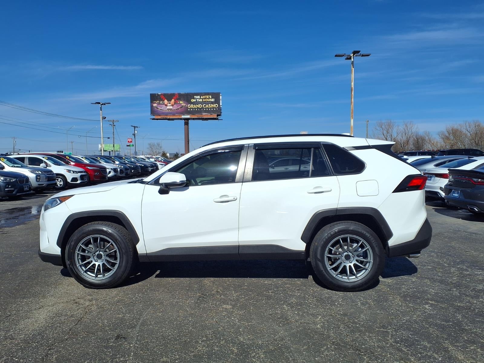 2019 Toyota RAV4 XLE