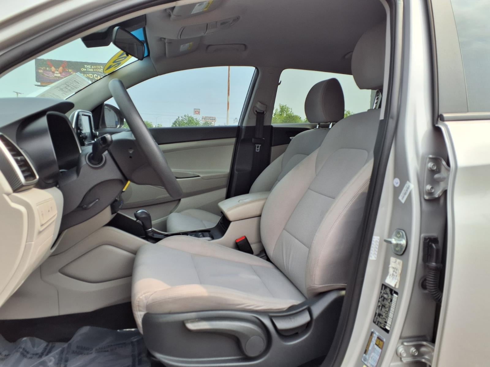 2020 Hyundai TUCSON SE