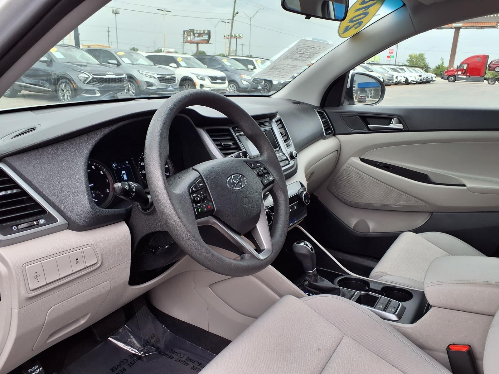 2018 Hyundai TUCSON SE
