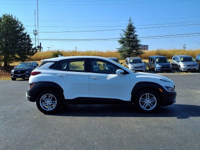 2022 Hyundai KONA SE