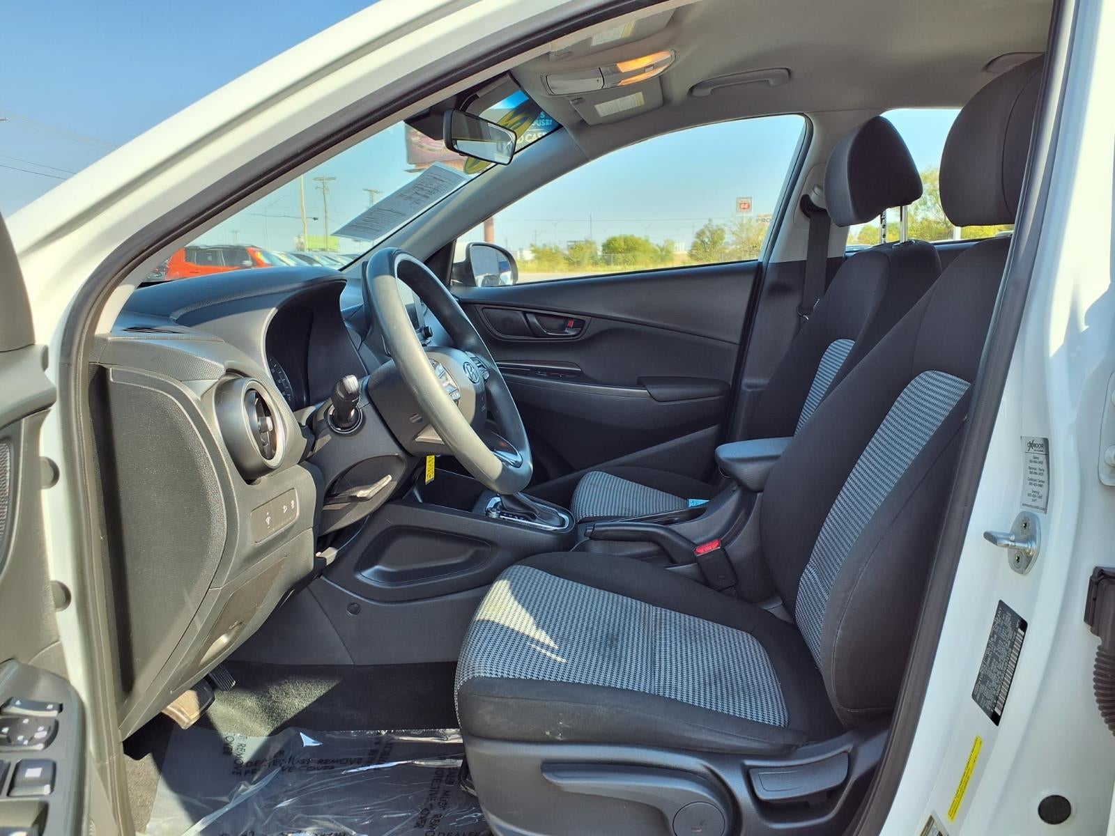 2022 Hyundai KONA SE