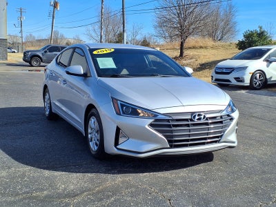 2019 Hyundai ELANTRA SE