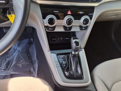 2019 Hyundai ELANTRA SE