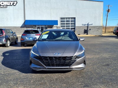2023 Hyundai ELANTRA SE