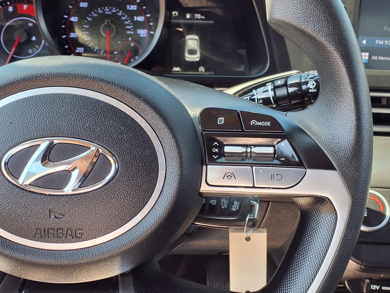 2023 Hyundai ELANTRA SE