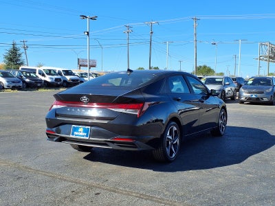 2023 Hyundai ELANTRA SEL