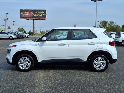 2021 Hyundai VENUE SE