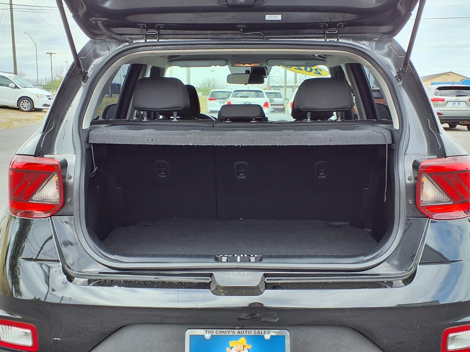 2023 Hyundai VENUE SE