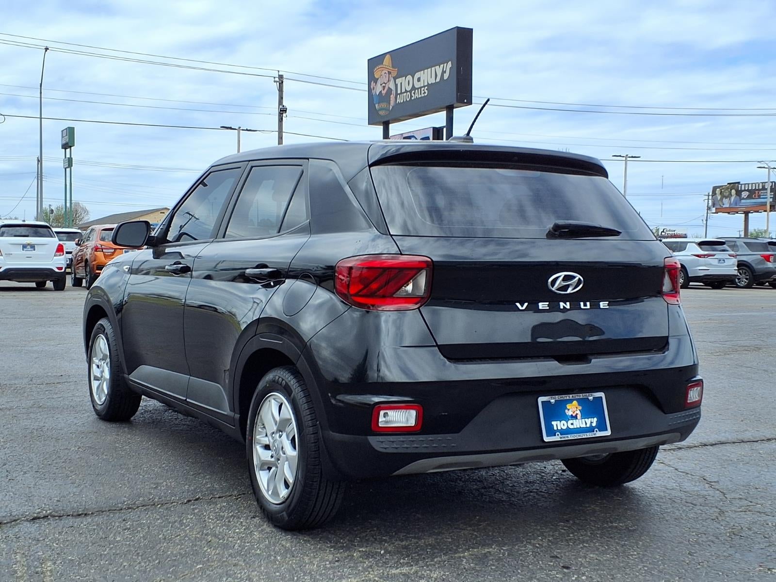 2023 Hyundai VENUE SE