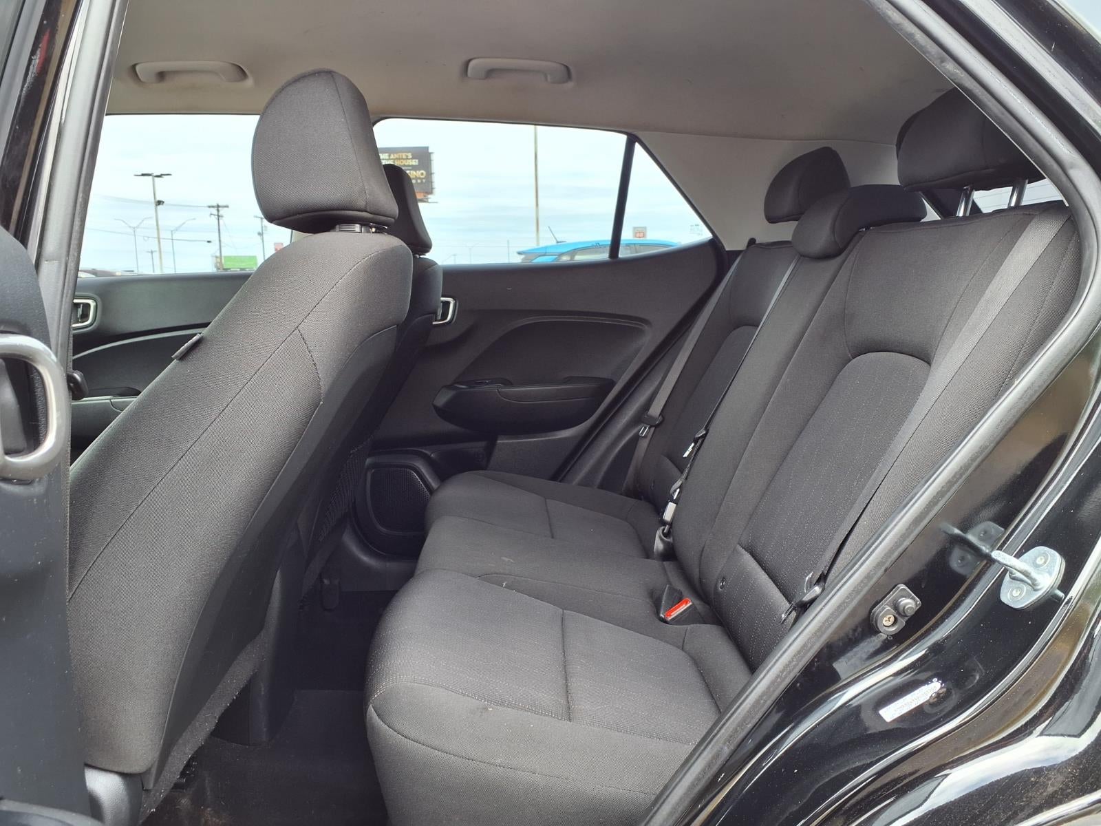 2023 Hyundai VENUE SE