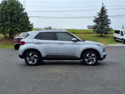 2021 Hyundai VENUE SEL
