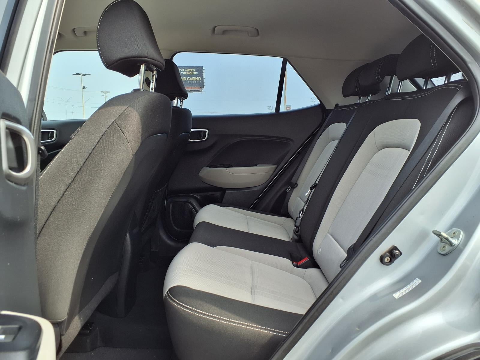 2021 Hyundai VENUE SEL