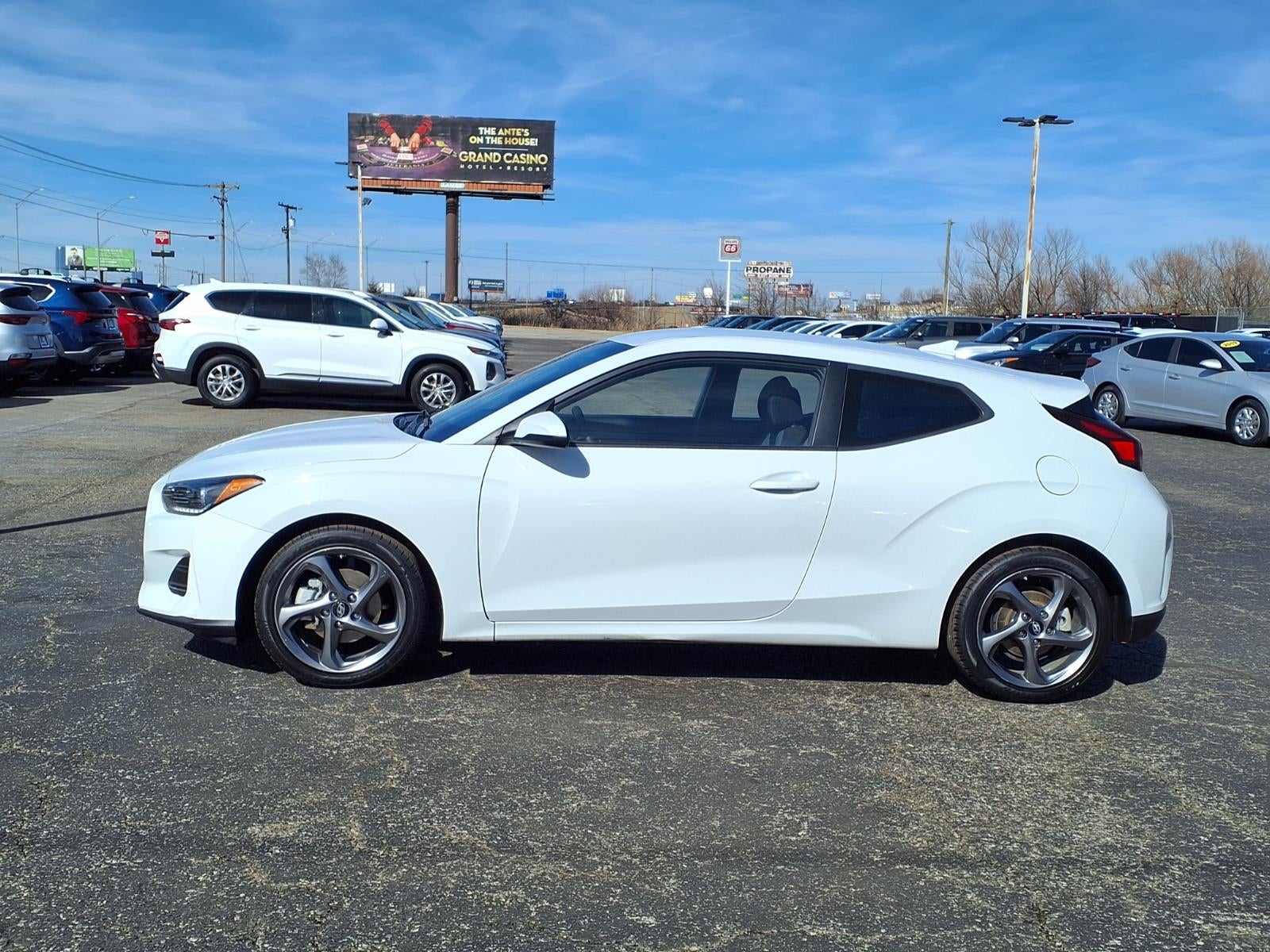 2020 Hyundai VELOSTER 2.0L