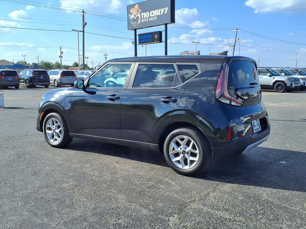 2023 Kia Soul LX