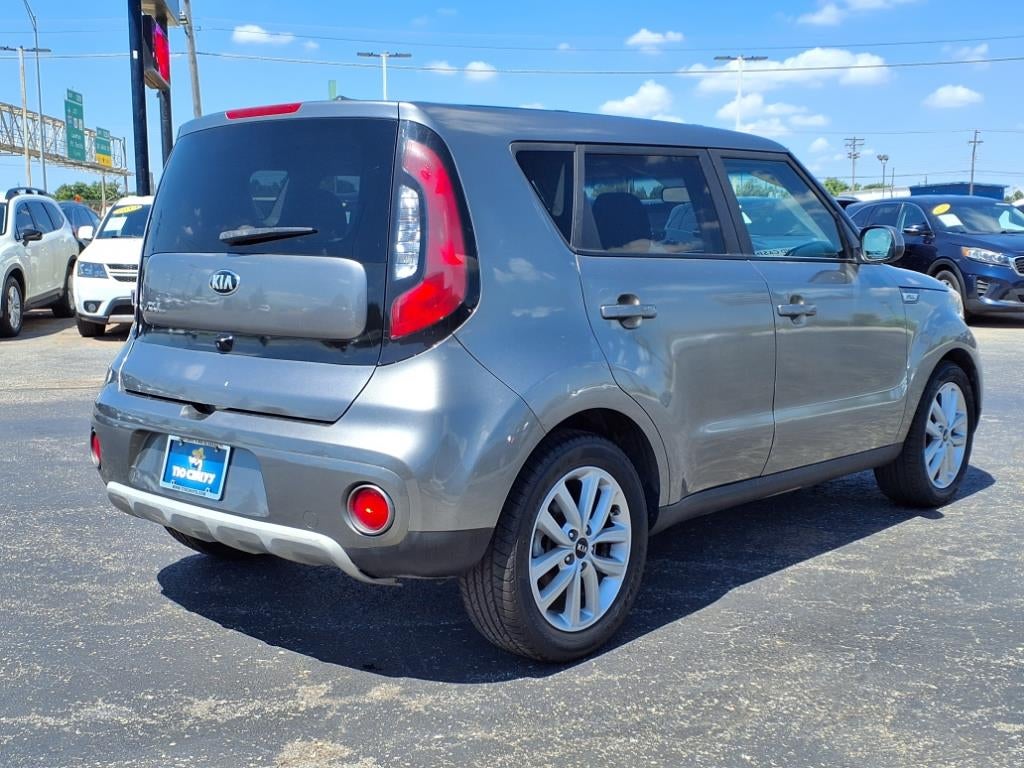 2019 Kia Soul +