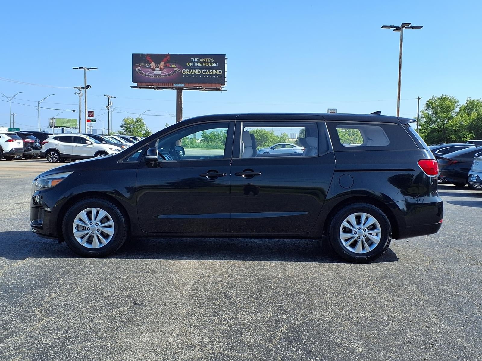 2018 Kia Sedona L