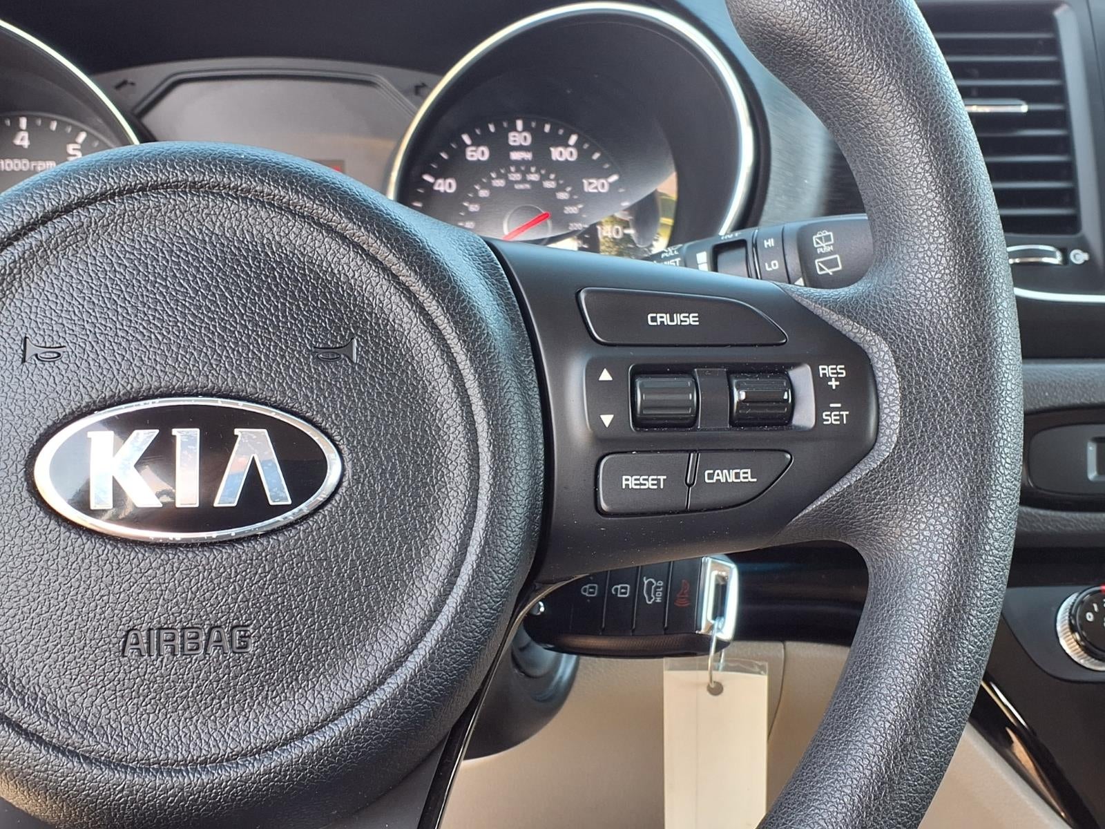 2018 Kia Sedona L