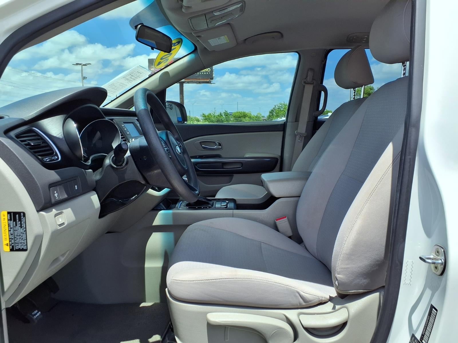 2018 Kia Sedona L