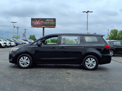 2018 Kia Sedona L