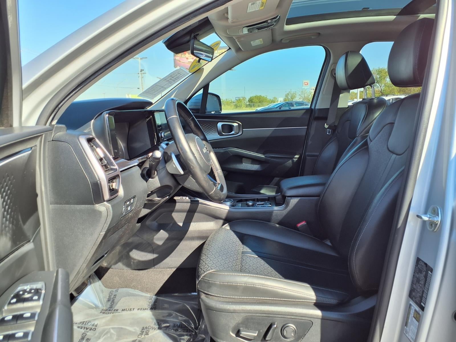 2022 Kia Sorento Hybrid EX