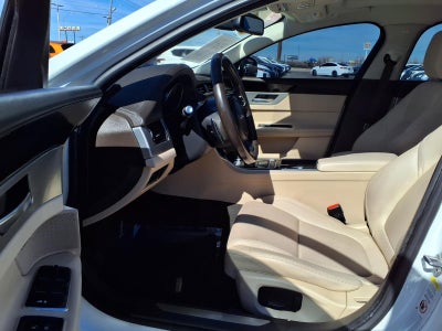 2018 Jaguar XF 25t Premium