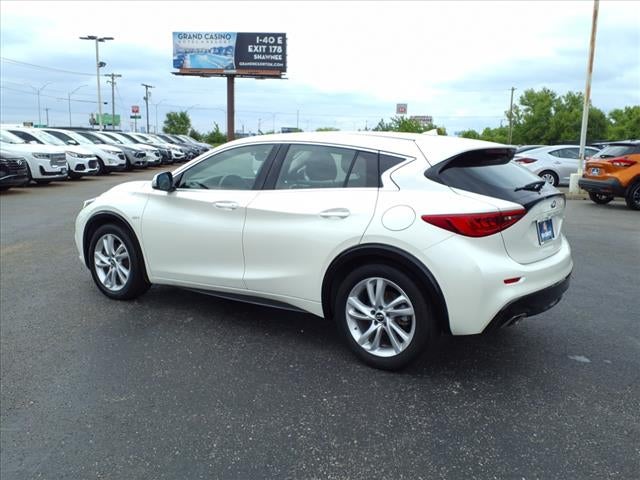 2018 INFINITI QX30 Base
