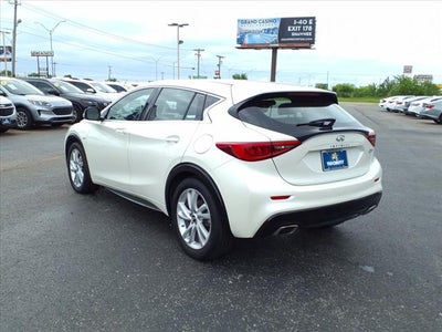 2018 INFINITI QX30 Base